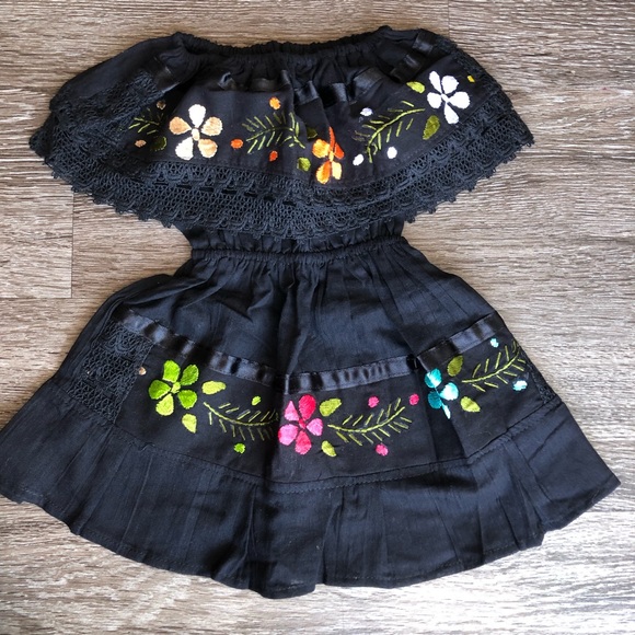 vestidos mexicanos bordados